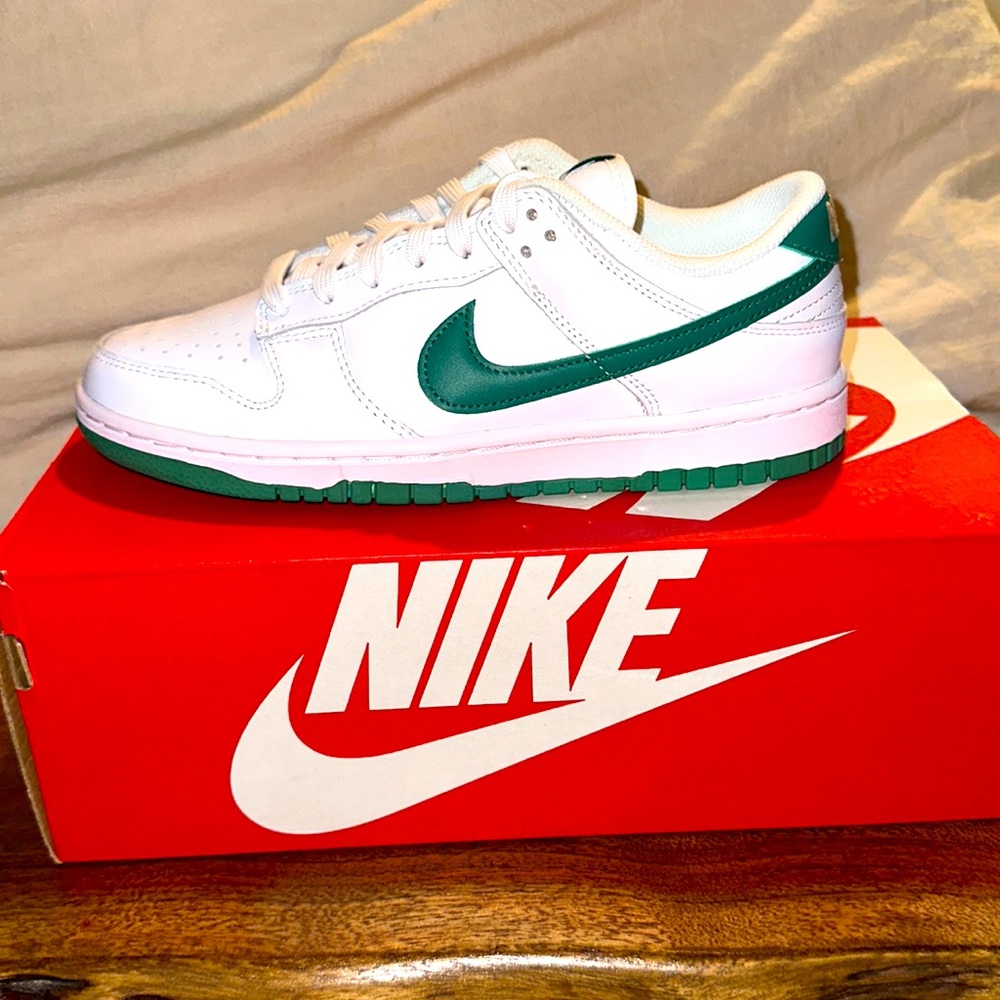 Nike dunk low